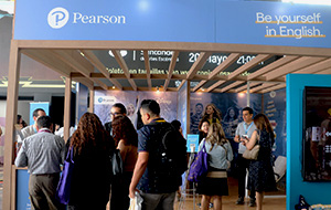 Stand Pearson